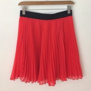 ❤️NWOT A&F Red Skater Skirt❤️